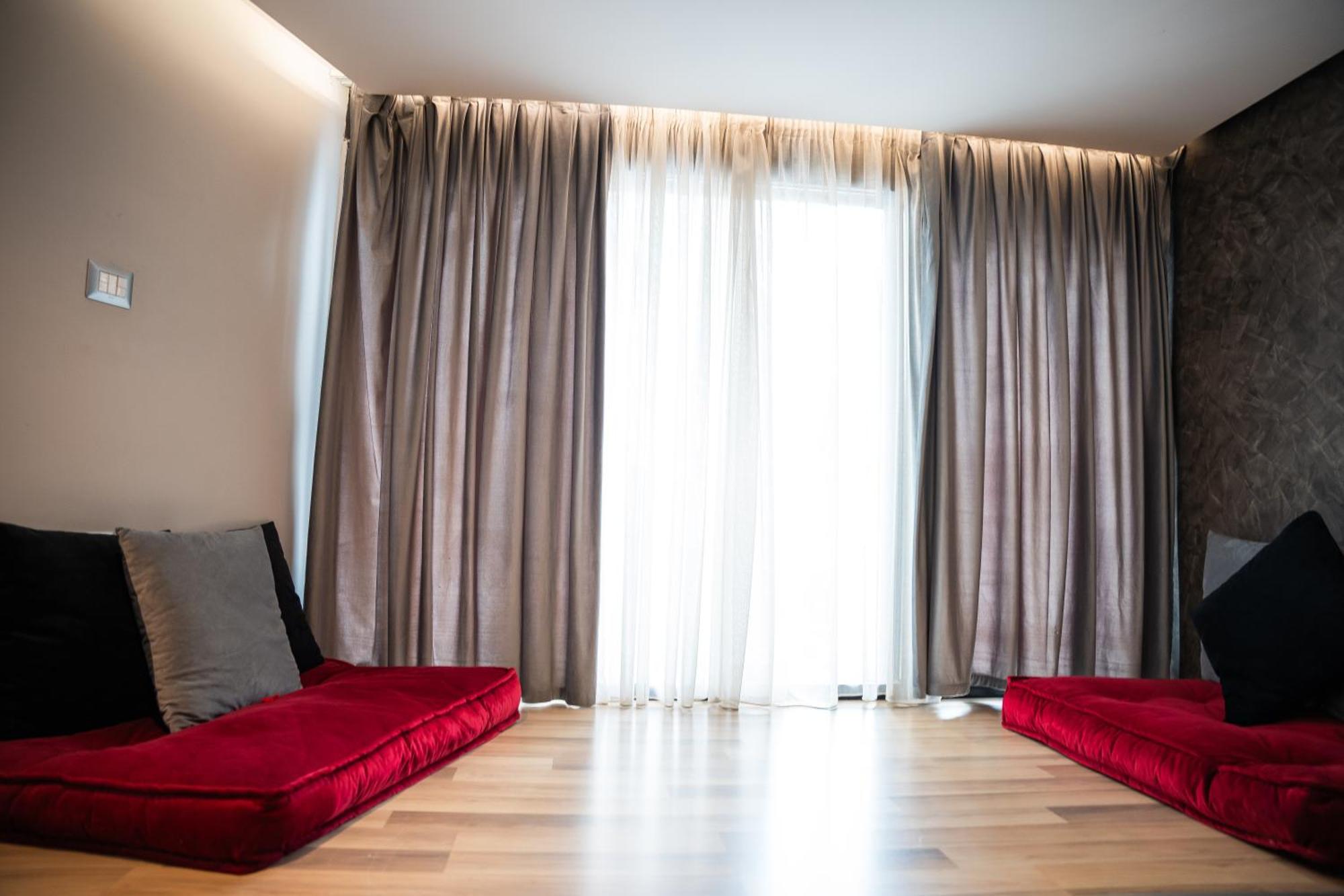 Center Boutique Hotel Tiranë Ngoại thất bức ảnh